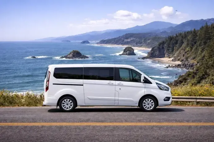 Mauritius Airport Flic En Flac 6 Seated Minivan